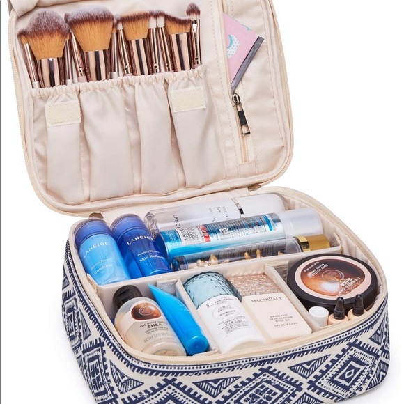 NWT Travel Makeup Bag Cosmetic Bag - Picture 7 of 7